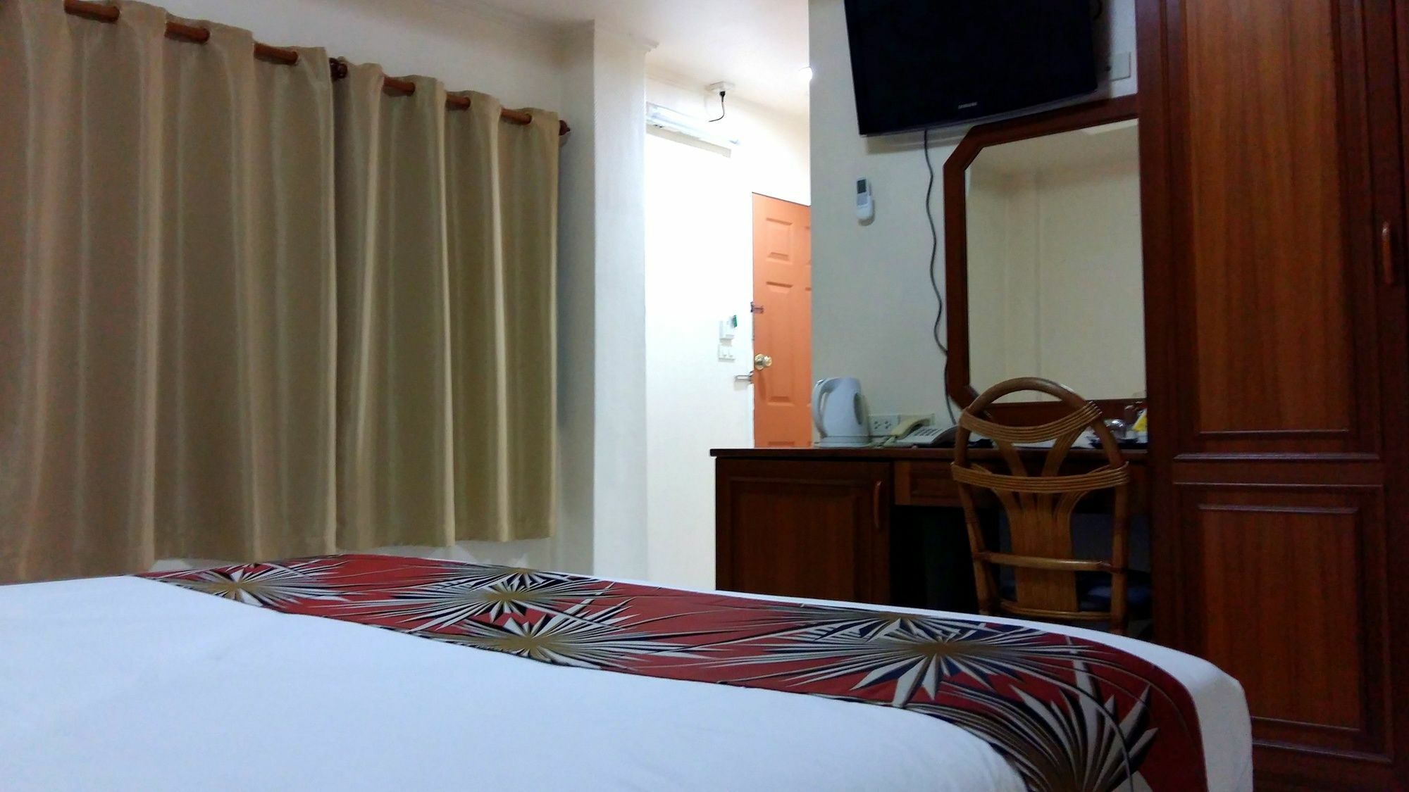 เดอะ ชิลแลกซ์ พัทยา Hotel Pattaya ภายนอก รูปภาพ